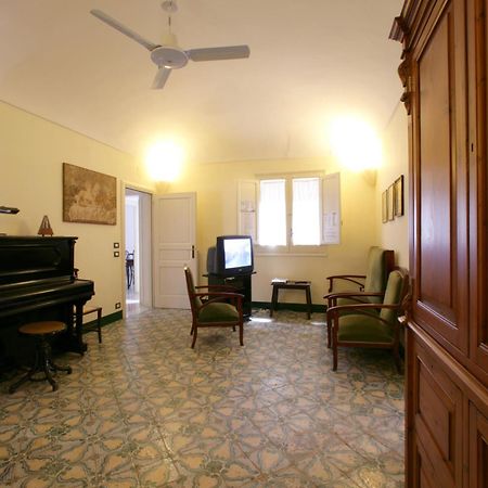 Novecento Hotel Trapani Exterior photo