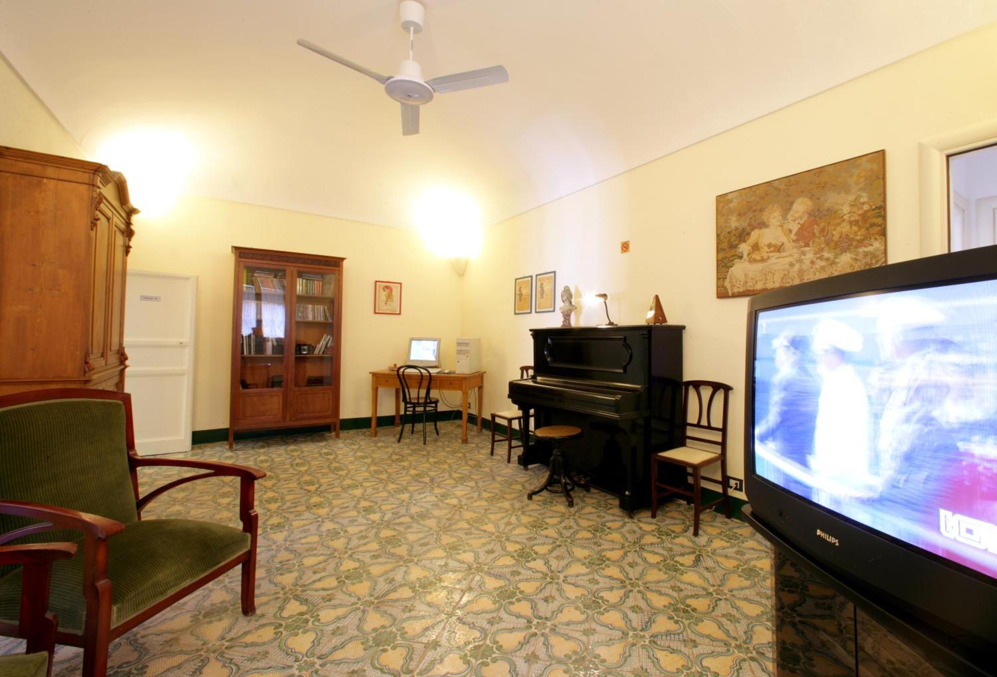 Novecento Hotel Trapani Exterior photo